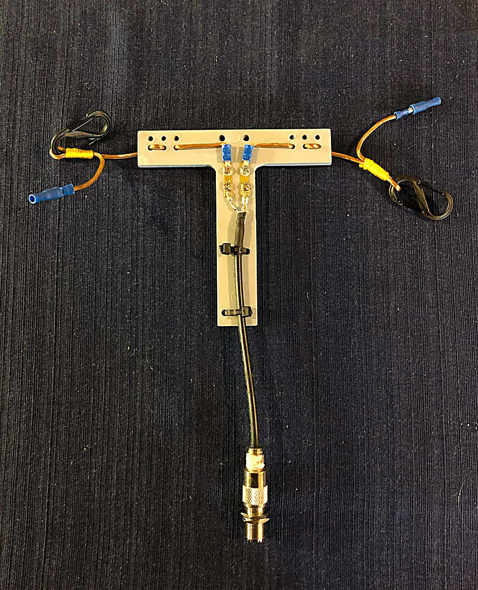 dipole center feed